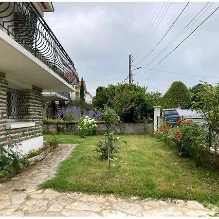 -Comme à la Maison- Jardin, Véranda, Idéal familles et Business Niort Exterior foto